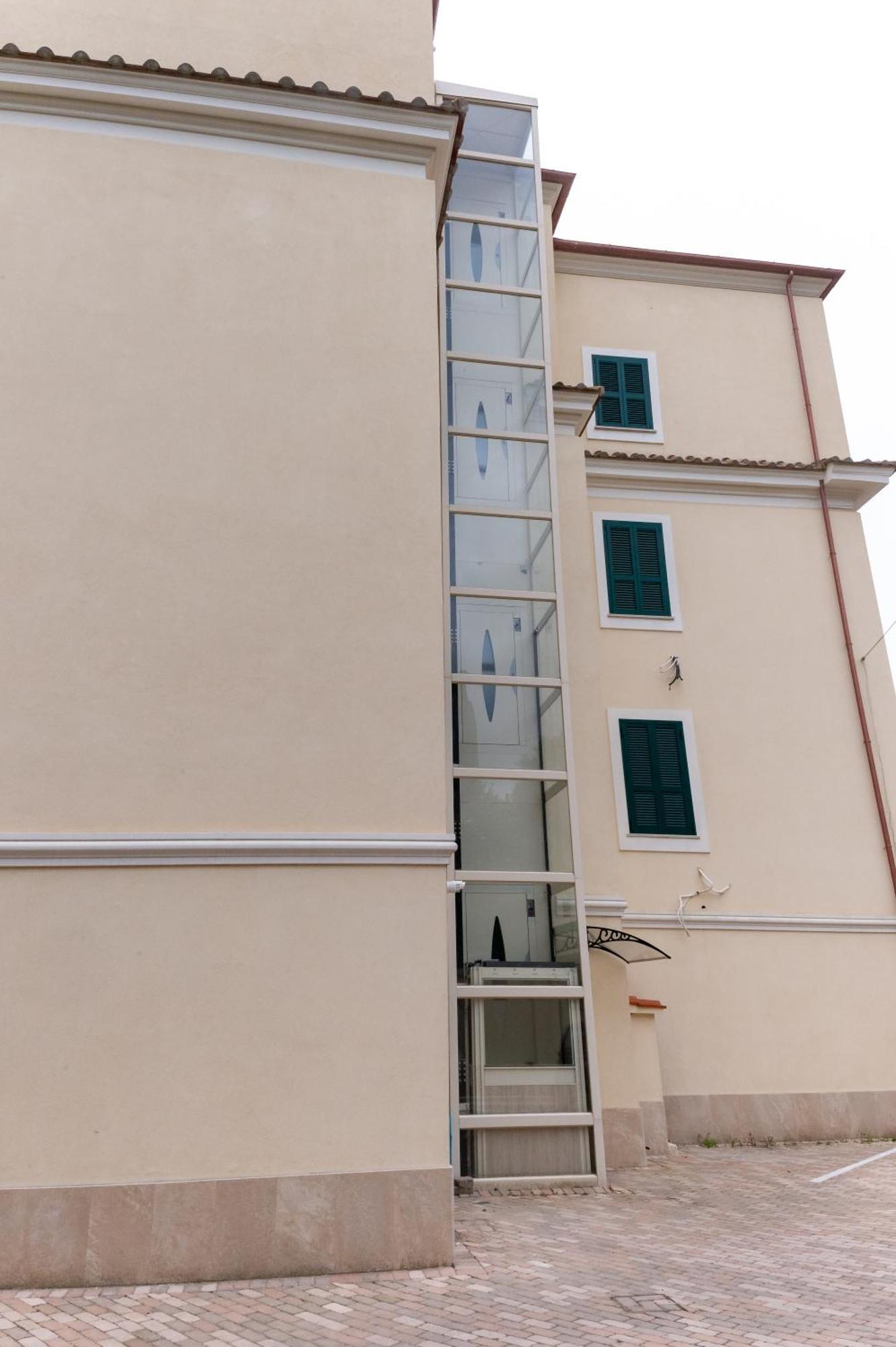 Abitare Il Tempo-Elegante E Moderno-Ad 1 Bus Da Roma Apartment เวลเลตริ ภายนอก รูปภาพ