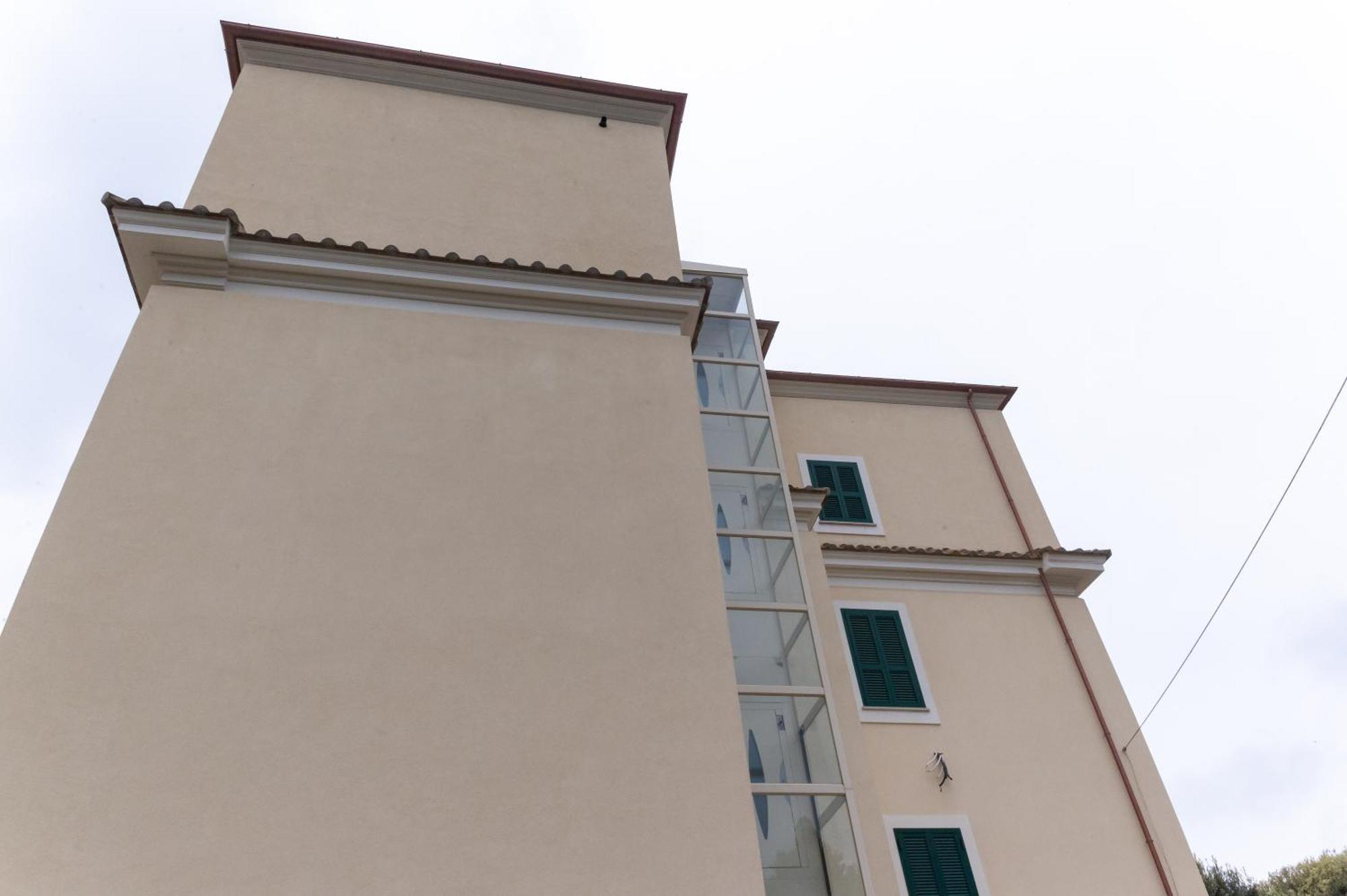 Abitare Il Tempo-Elegante E Moderno-Ad 1 Bus Da Roma Apartment เวลเลตริ ภายนอก รูปภาพ